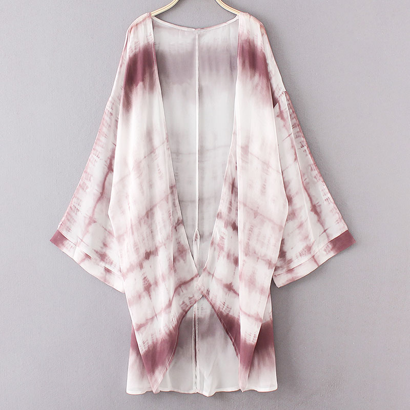 Smuk let og lys kimono i batik design - Design nr. k53